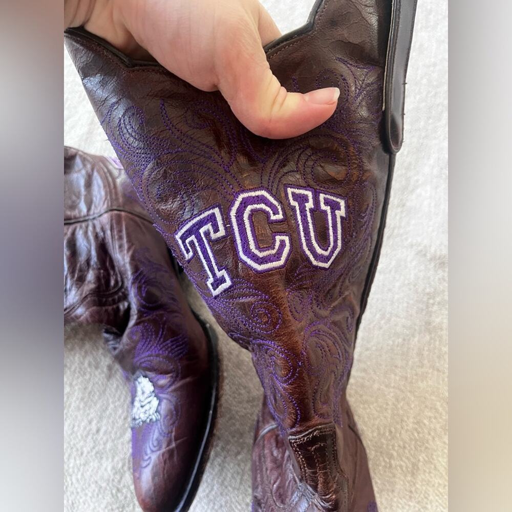 TCU Horned Frogs Gameday Cowboy Boots Women Size 8 Brown Purple Embroidered - Picture 4 of 9